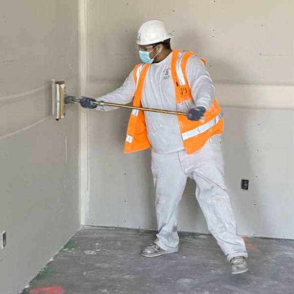 drywall craftsman plastering large seams